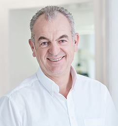 Dr. Gerd Reichardt 
